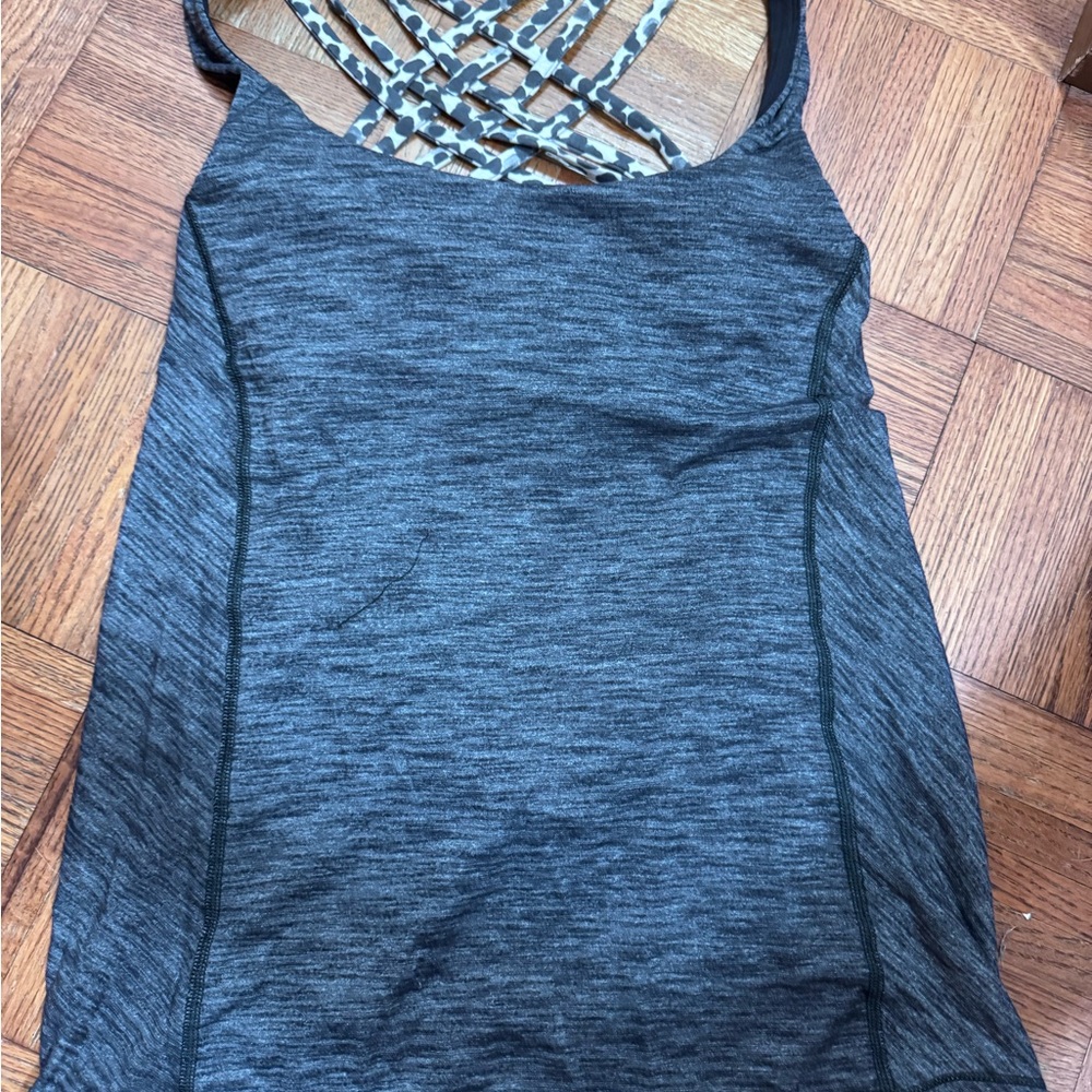 Lululemon Athletica Gray Sleeveless Backless Tank Top